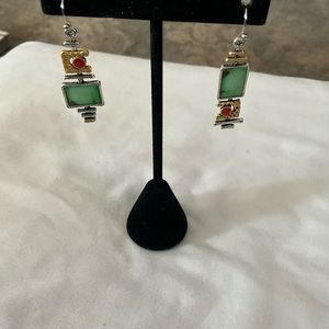 Wire Hook Earrings NWOT